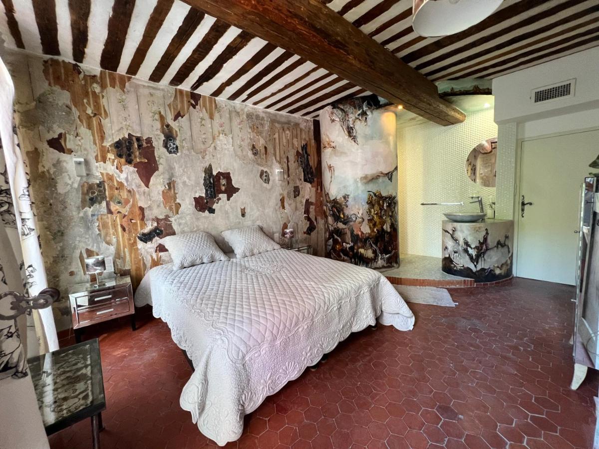 Le Regardeur Bed & Breakfast Saint-Rémy-de-Provence Dış mekan fotoğraf